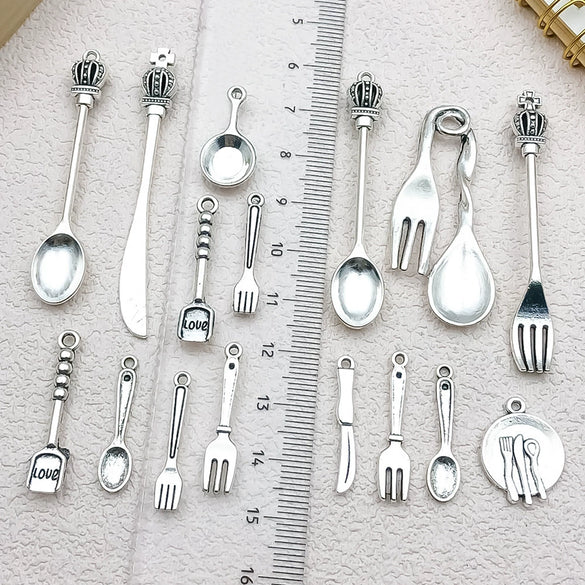 Zinc Alloy Tableware Pattern Retro Ancient Style Electroplated Pendant Jewelry Accessories