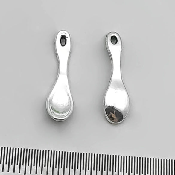 Zinc Alloy Tableware Pattern Retro Ancient Style Electroplated Pendant Jewelry Accessories