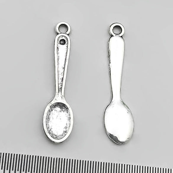 Zinc Alloy Tableware Pattern Retro Ancient Style Electroplated Pendant Jewelry Accessories