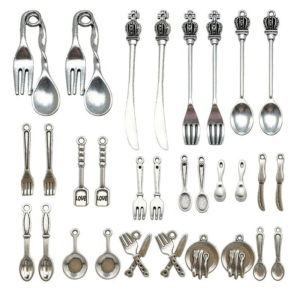 Zinc Alloy Tableware Pattern Retro Ancient Style Electroplated Pendant Jewelry Accessories