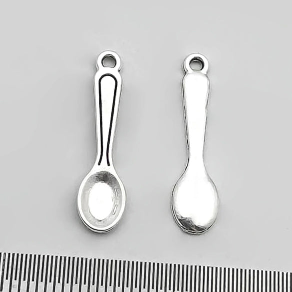 Zinc Alloy Tableware Pattern Retro Ancient Style Electroplated Pendant Jewelry Accessories