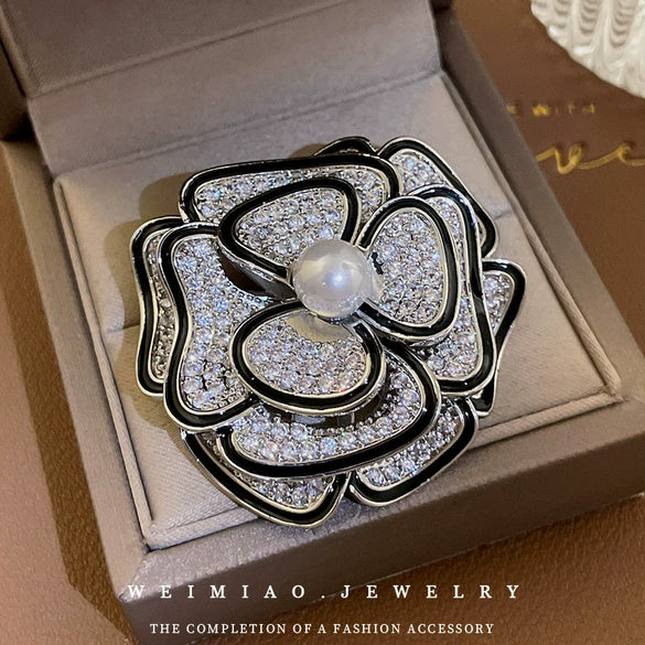 Zircon Flower Letter Brooch Electroplated Light Luxury Women's Suit Accessory