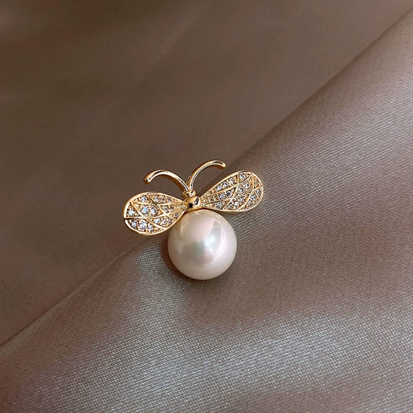 Zircon Flower Letter Brooch Electroplated Light Luxury Women's Suit Accessory