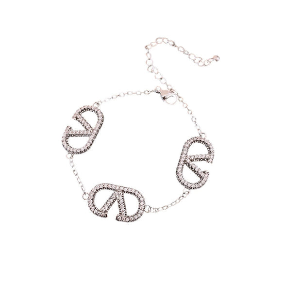 Zircon Microinlaid Letter Pig Nose Electroplated Highend Niche Bracelet Jewelry